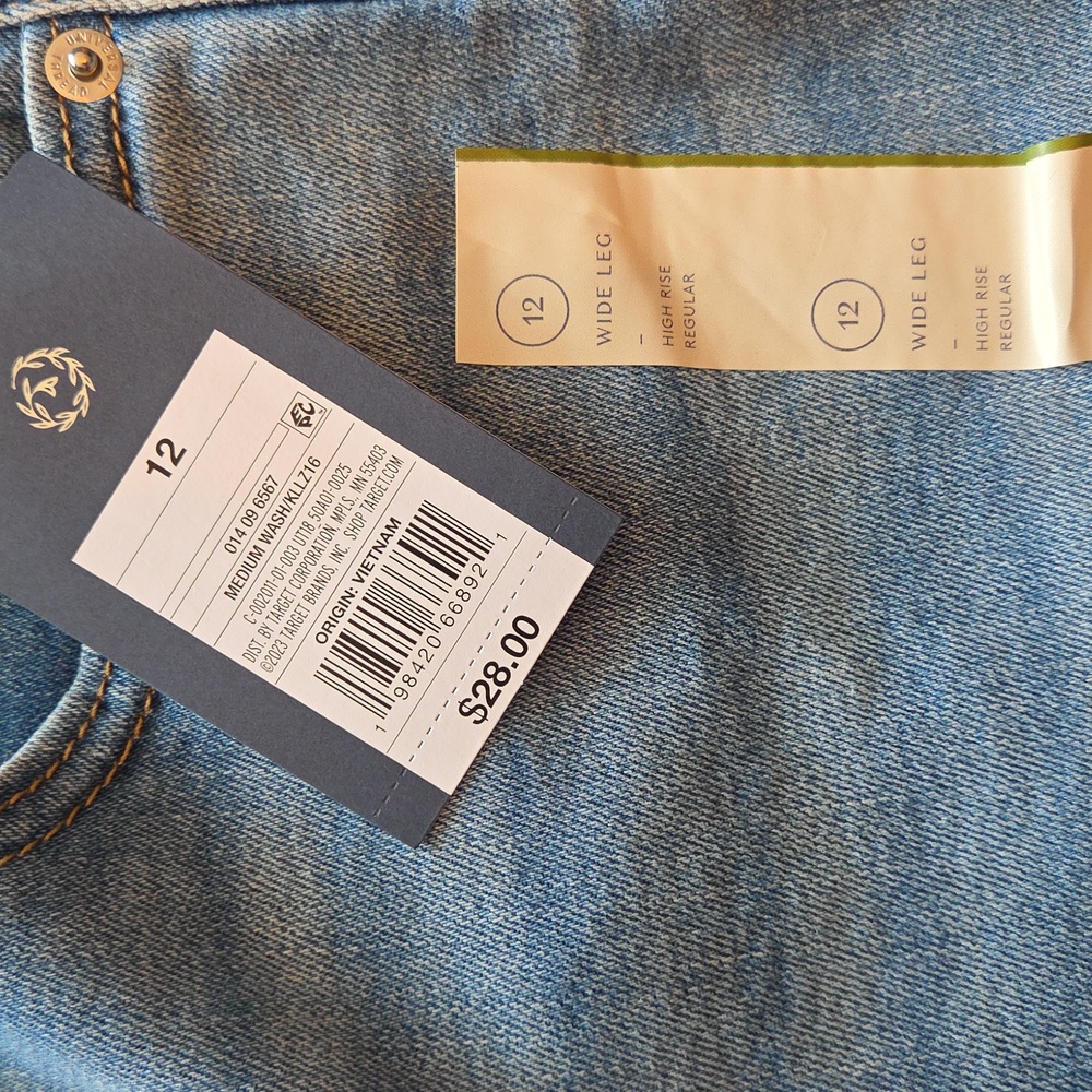 NWT Universal Thread Size 12 Everyday Wide Leg High Rise Jeans - Picture 6 of 6